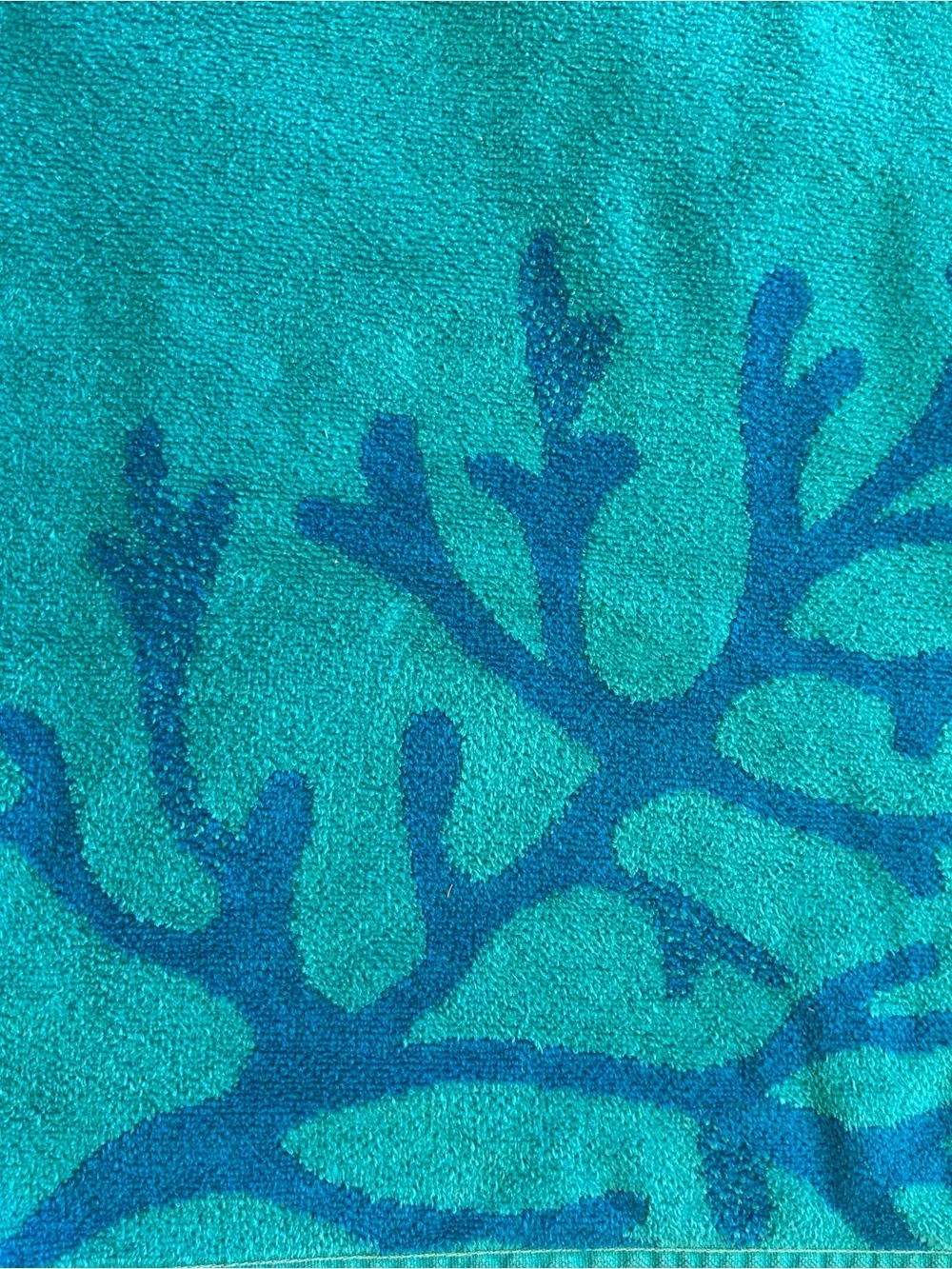 Nobility 100% cotton beach towel made in India dolphins, starfish, coral EUC